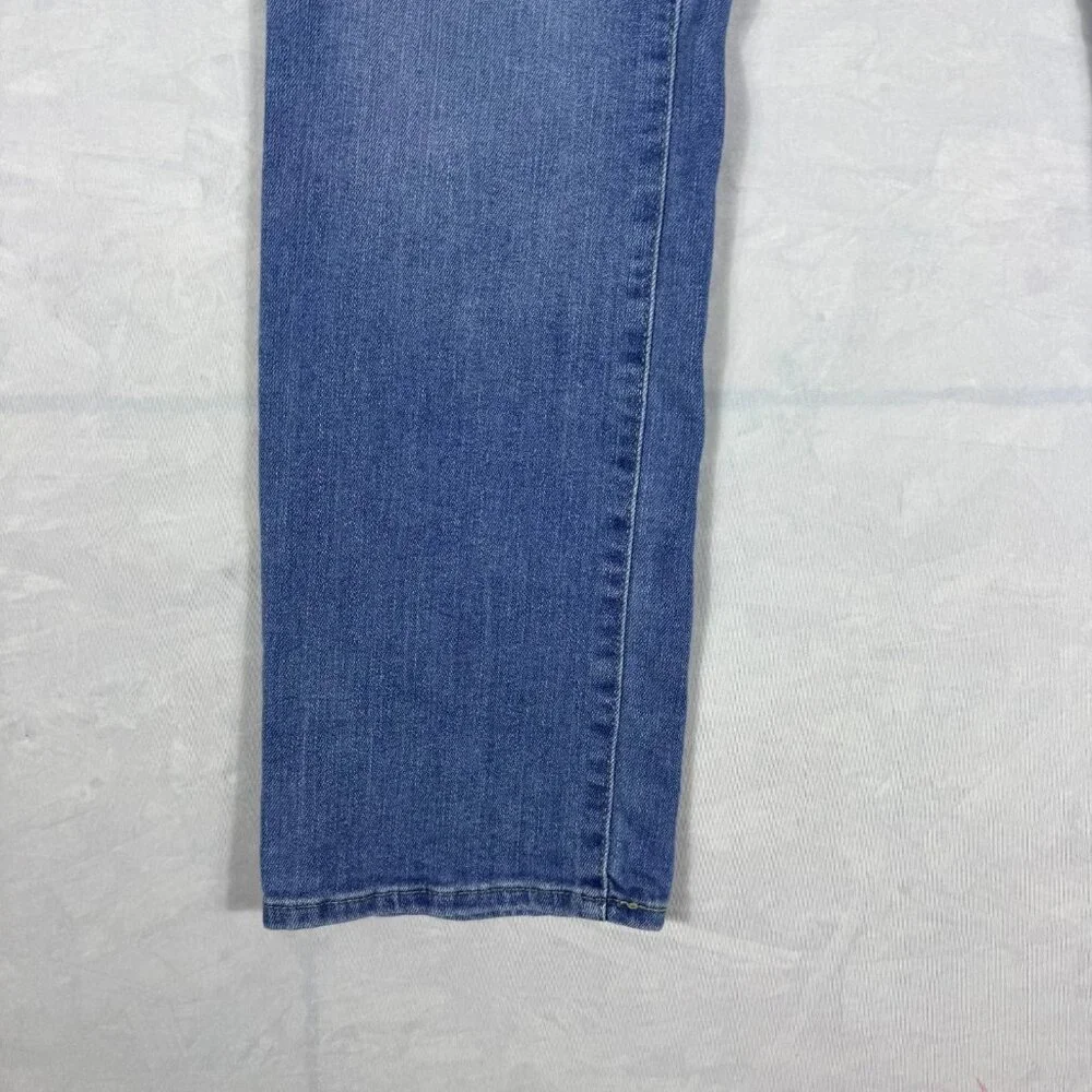 Levi's Signature Straight Jeans Womens Blue Faded Denim Mid Rise Size 18M 34x32‎ - Picture 10 of 16